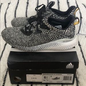 Adidas alphabounce w/ aramis
